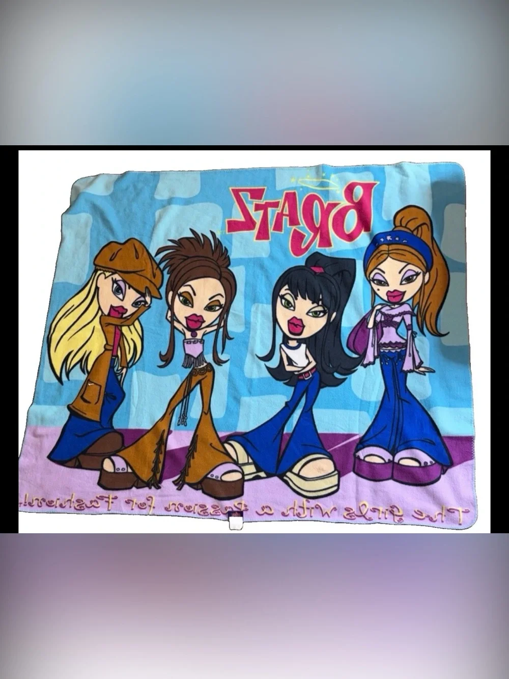 Bratz branded throw